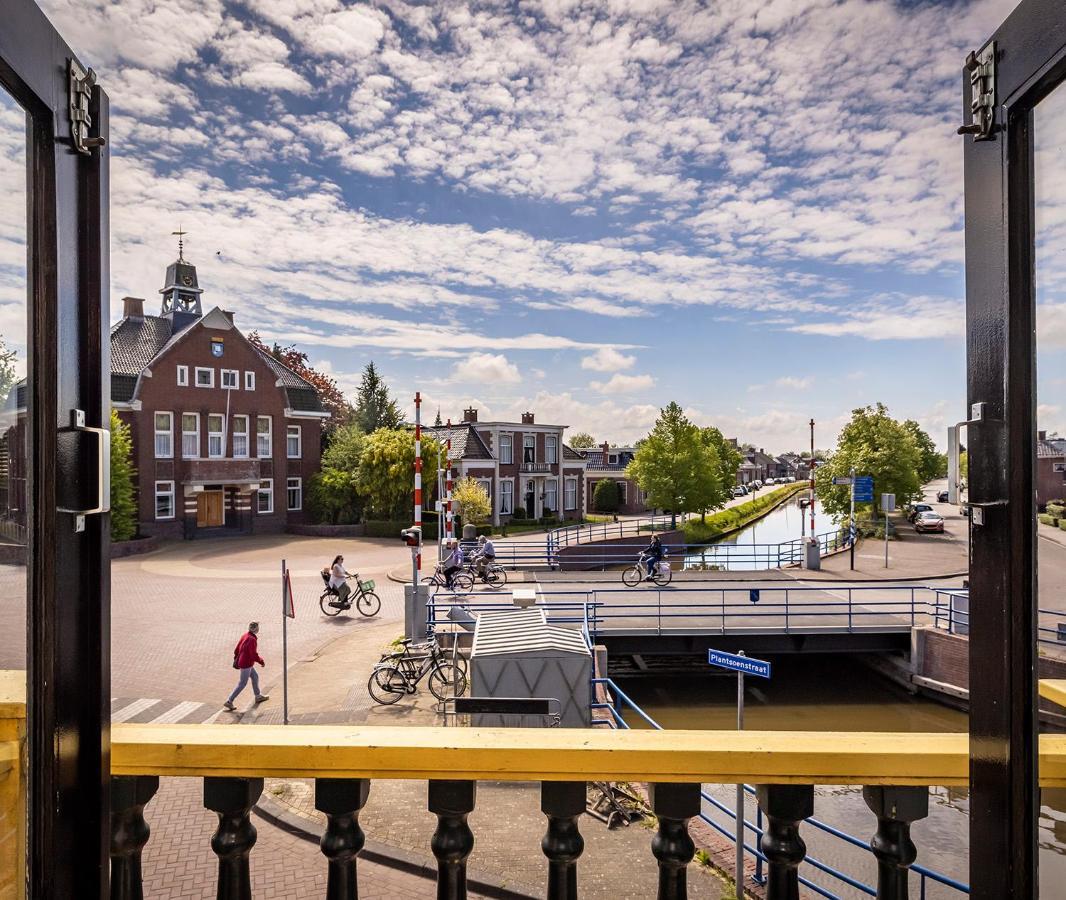 Hotel 'T Gemeentehuis Bedum Exterior photo